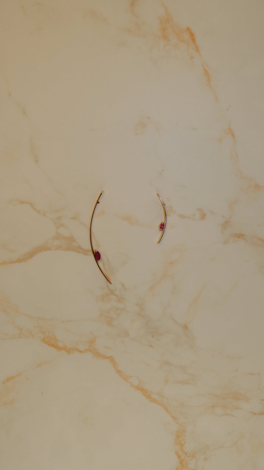 ORECCHINI PARENTESI RUBY