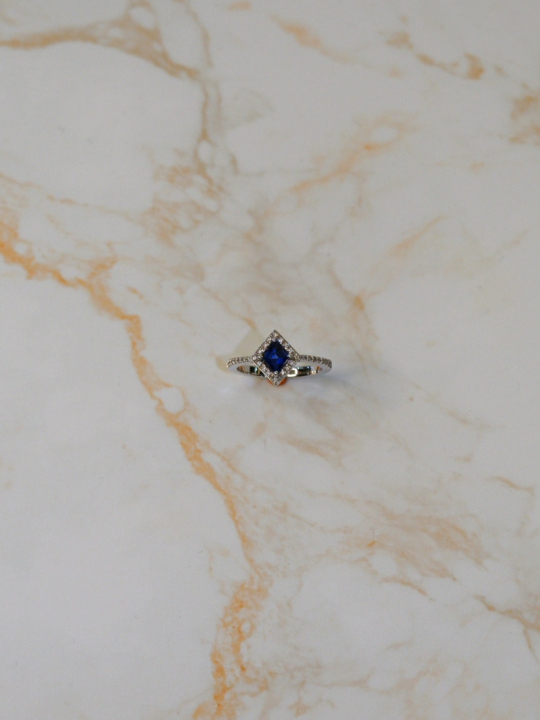 ANELLO ROMBO ZAFFIRO