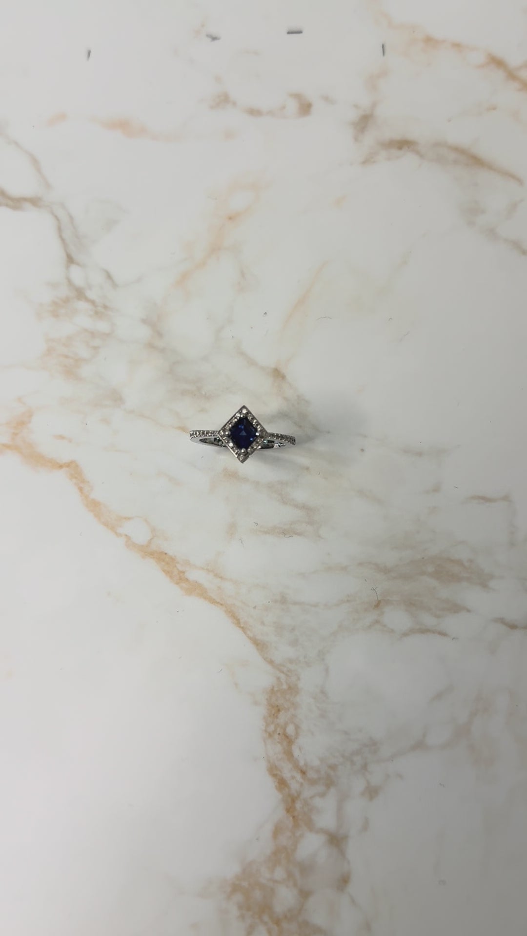 ANELLO ROMBO ZAFFIRO